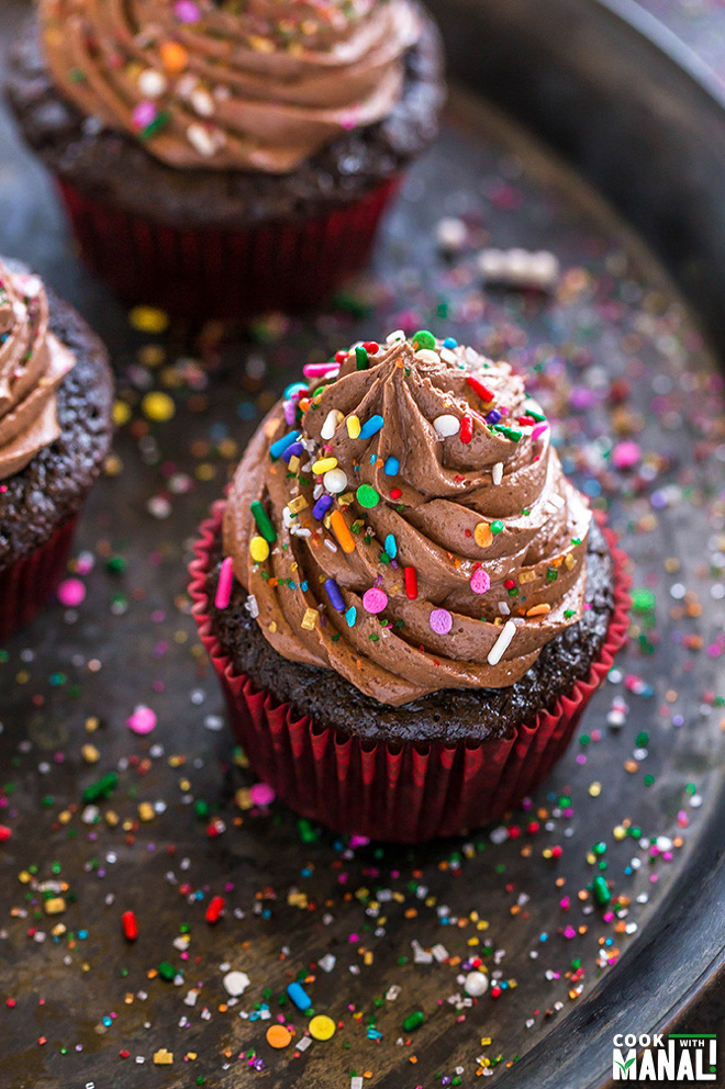 A Giant Cupcake  Wishes and Dishes