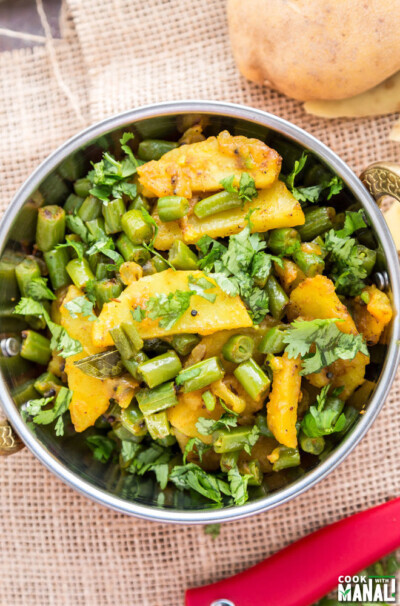Aloo Beans [Spiced Potatoes with Green Beans] - Cook With Manali