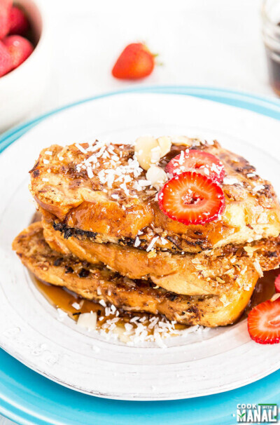 Coconut Almond Crunch French Toast - Cook With Manali