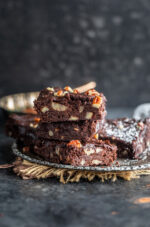 Eggless Brownies - Cook With Manali