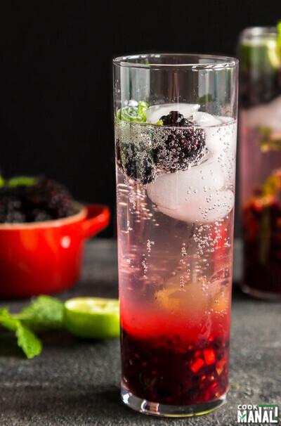 Virgin Blackberry Ginger Mojito - Cook With Manali