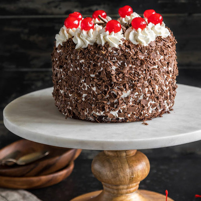 Best Eggless Chocolate Cake | Vegan Chocolate Cake - Cook with Kushi