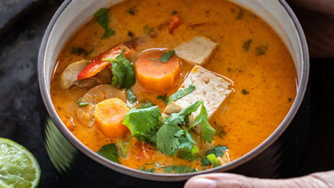 Instant Pot Vegan Thai Curry Soup