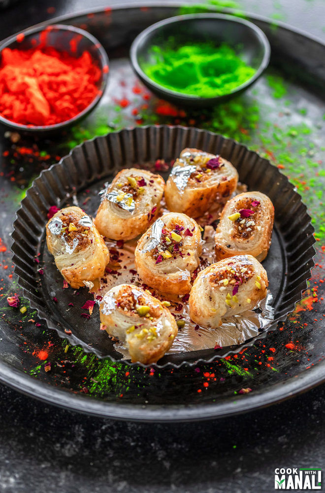 Puff Pastry Gujiya Bites - Cook With Manali