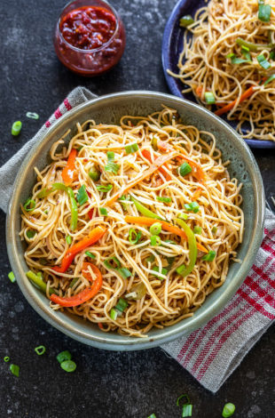 Chili Garlic Noodles - Cook With Manali