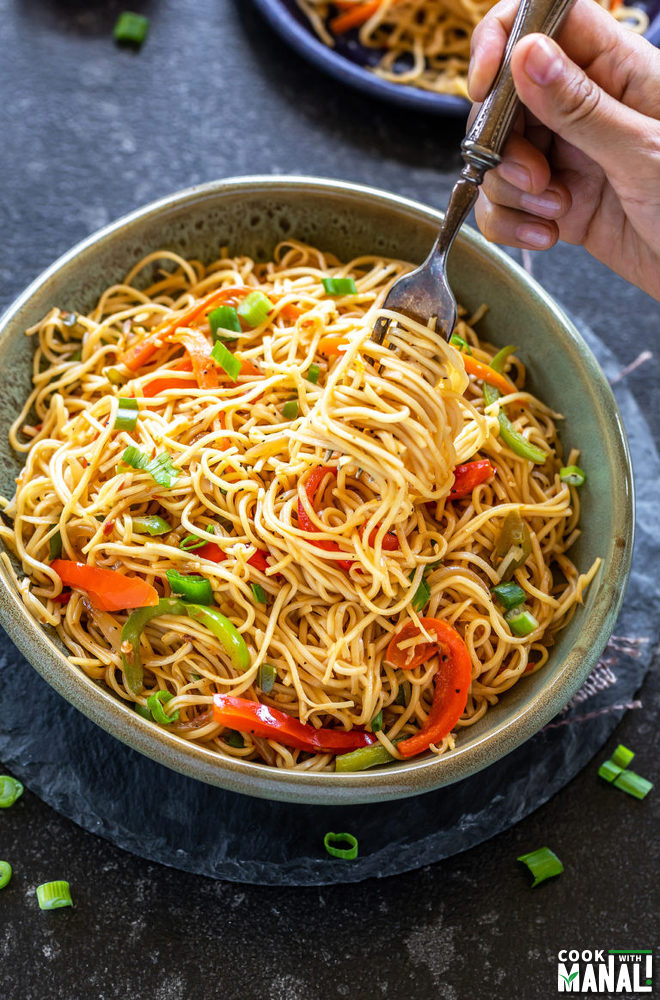 Chili Garlic Noodles - Cook With Manali