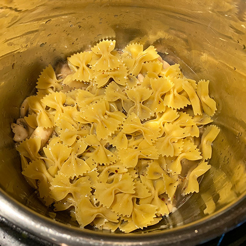 Instant Pot Creamy Pesto Pasta With Mushrooms Cook With Manali