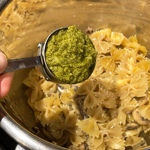 Instant Pot Creamy Pesto Pasta With Mushrooms Cook With Manali