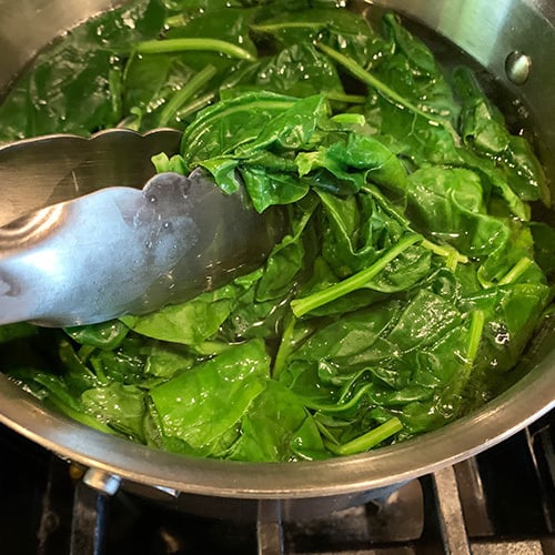 Spinach Puri (Palak Puri) - Cook With Manali