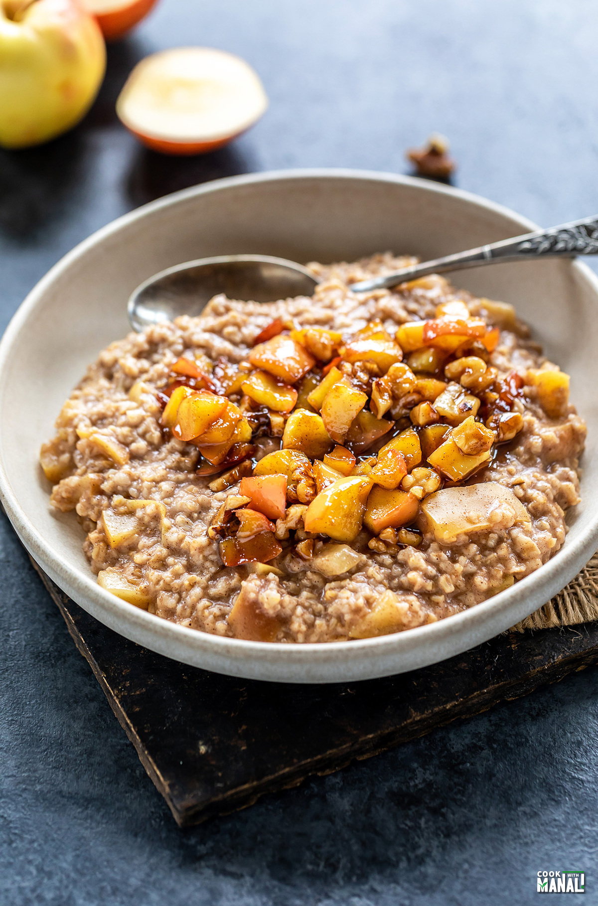 Instant Pot Apple Cinnamon Oatmeal