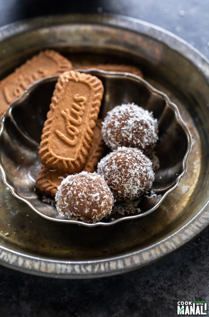 Biscoff Ladoo - Cook With Manali